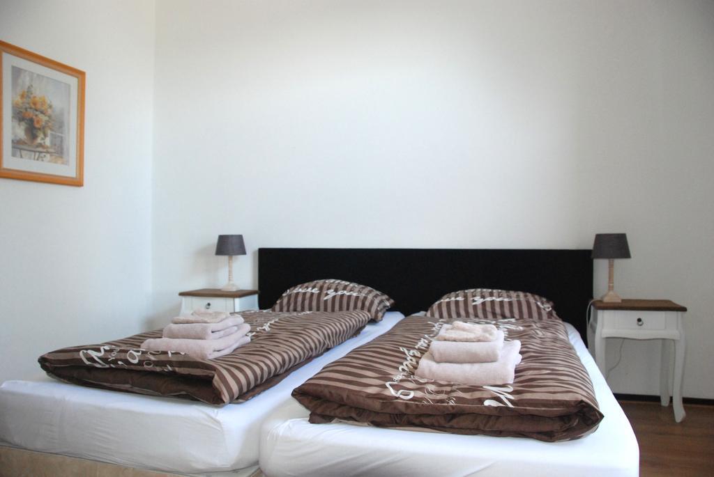 Tienraij B&B Eten&Zo מראה חיצוני תמונה